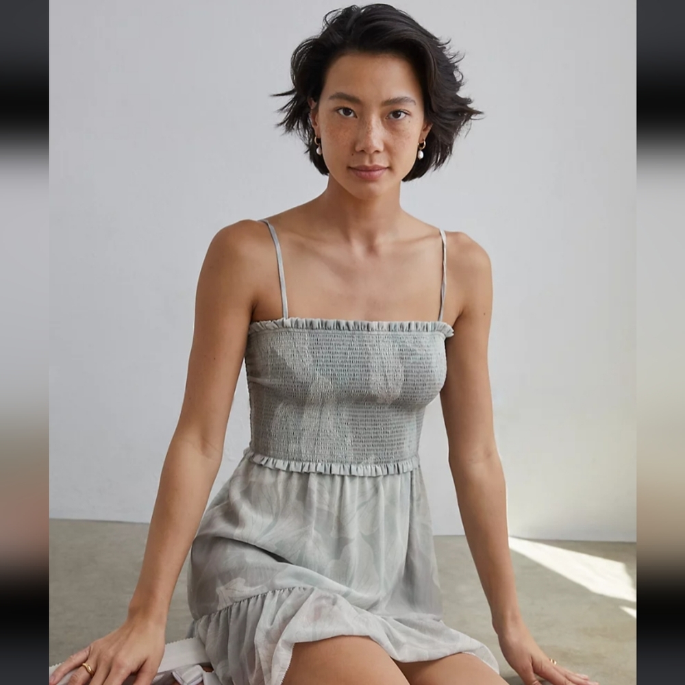 Smocked Bodice Spaghetti Strap Dress in Light Gray